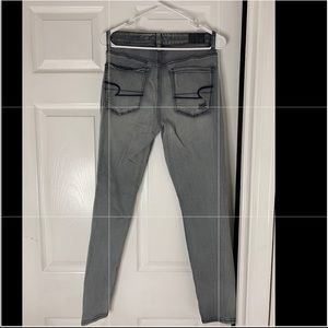 CANT FIT; FIT LIKE JEGGINGS